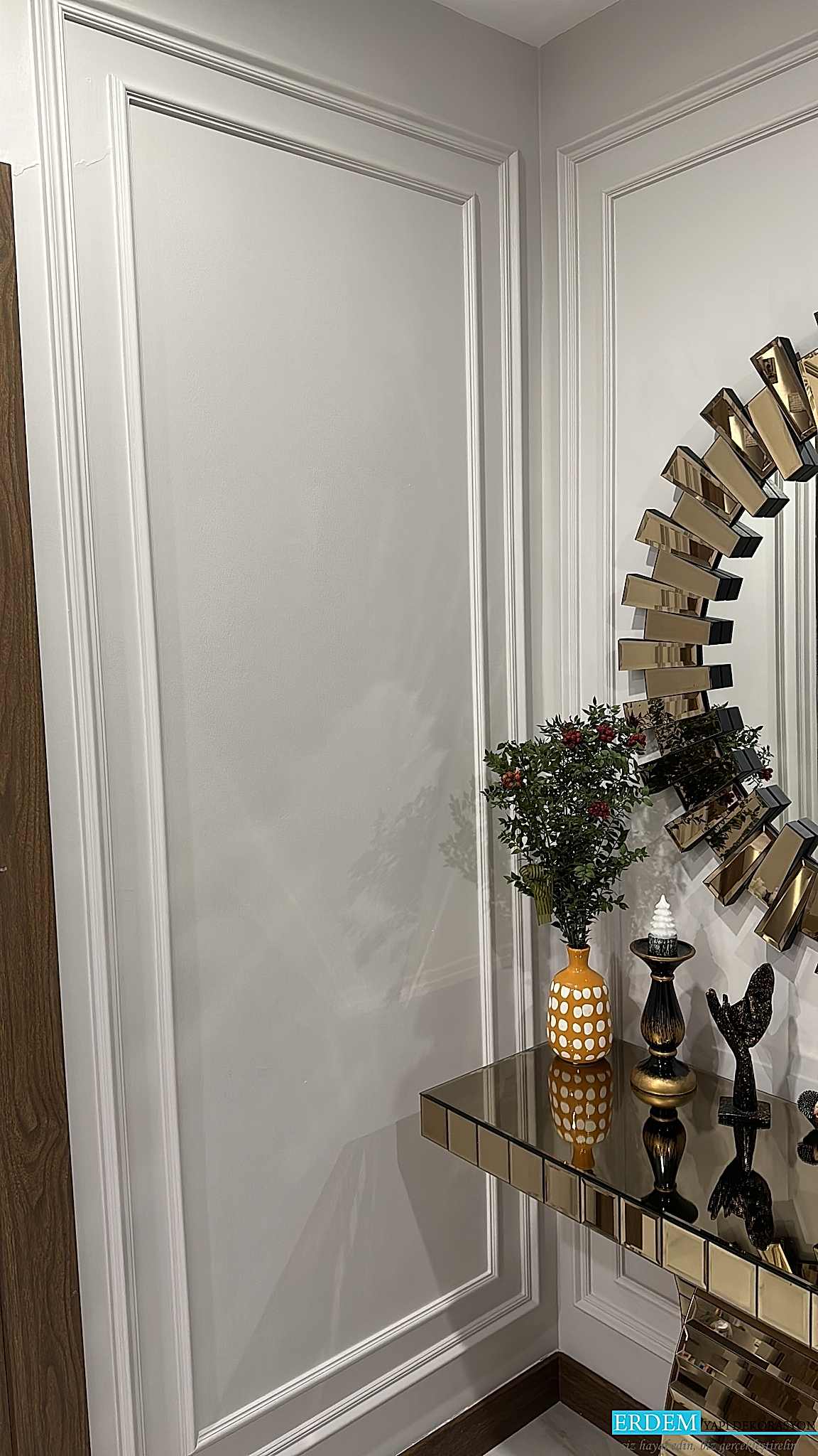 Aynal� duvar ��tas� uygulamam�z