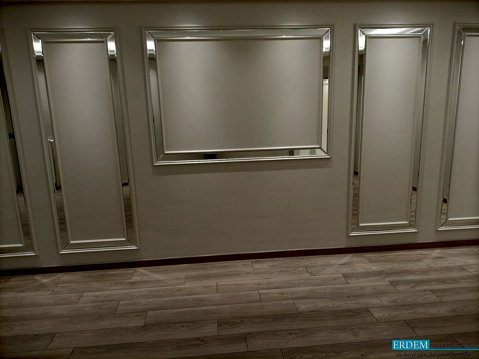 Aynal� duvar ��tas� uygulamam�z