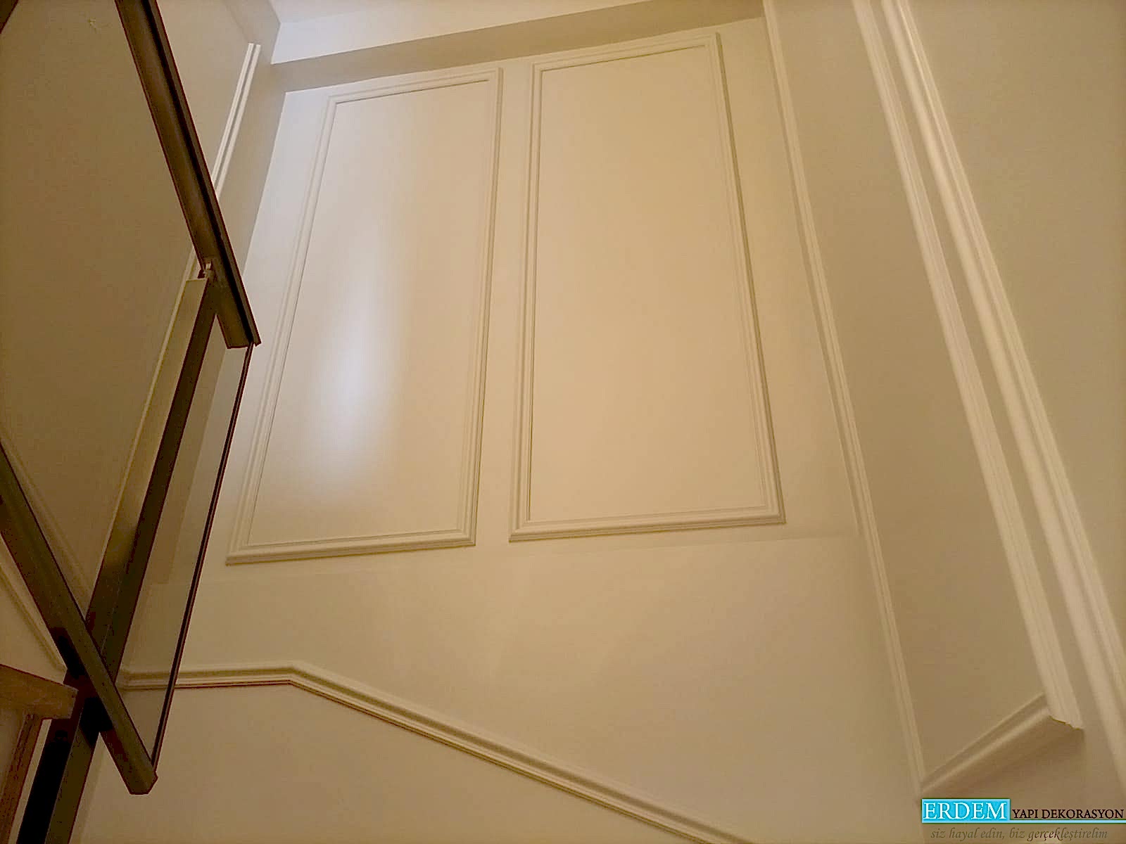 Merdiven Poli�retan Duvar ��ta Uygulamas�