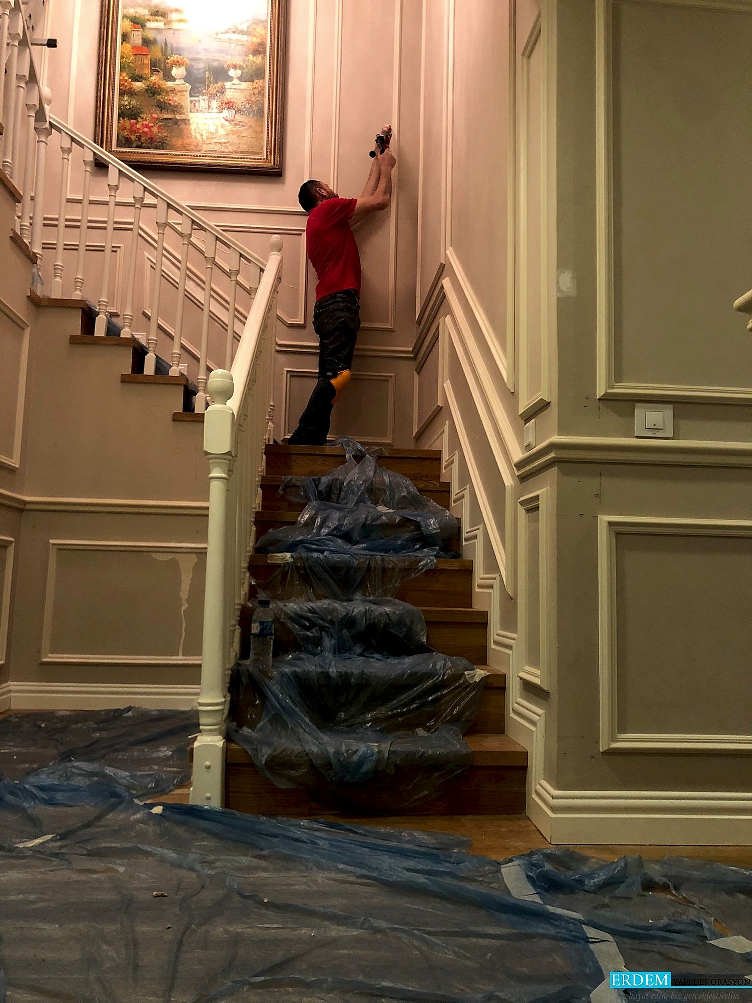 Merdiven Poli�retan Duvar ��ta Uygulamas�